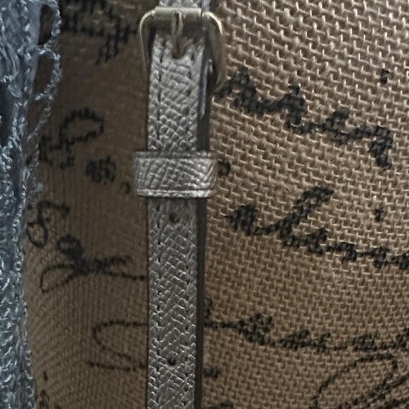 Coach Signature Brown Crossbody Bag champagne color - Picture 2 of 10